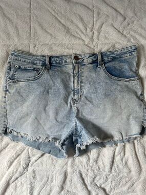 No Boundaries Light Blue Distressed Denim Shorts